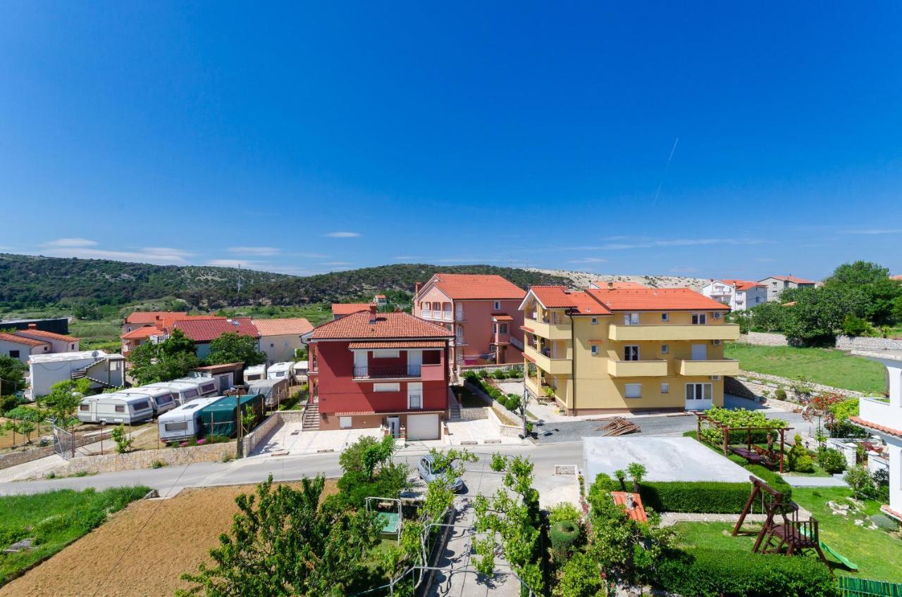 Apartments Rajka Lopar Esterno foto