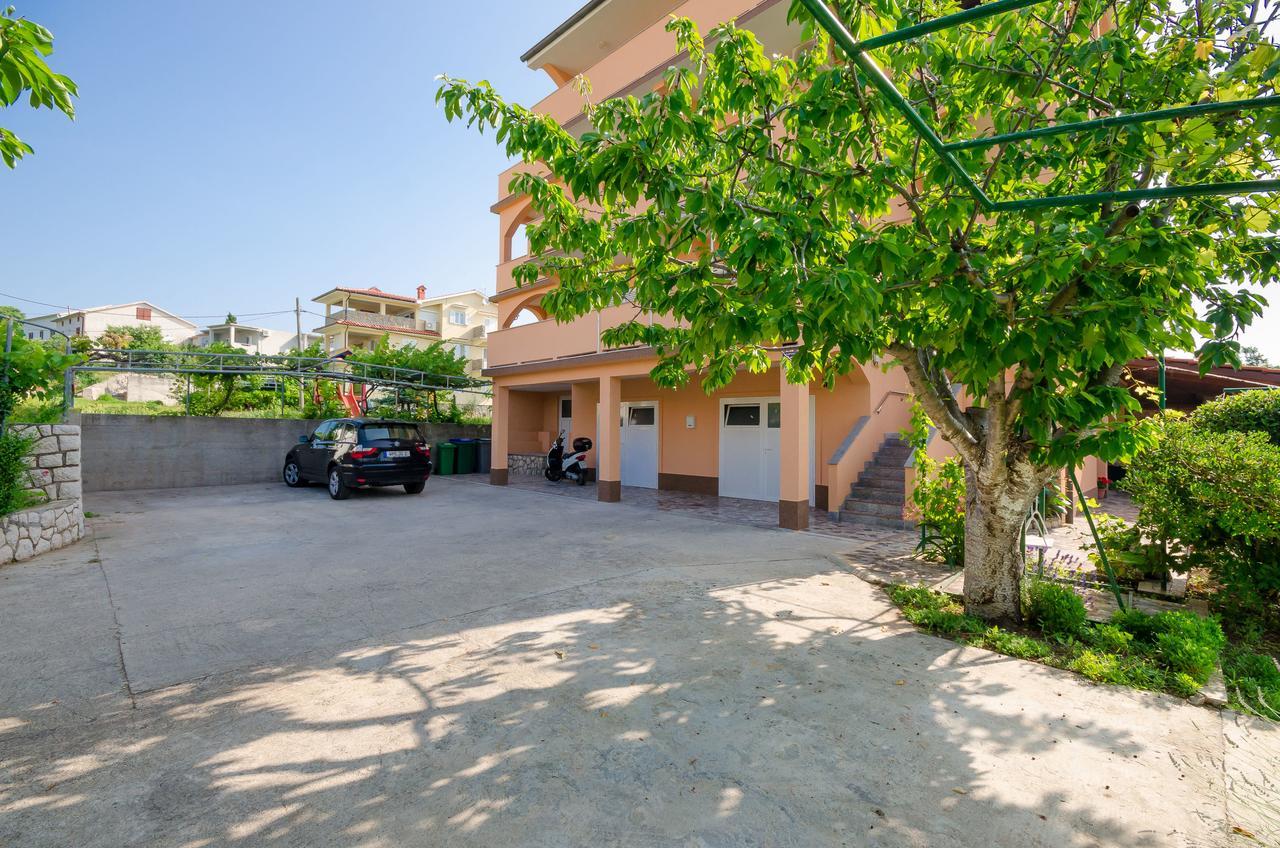 Apartments Rajka Lopar Esterno foto