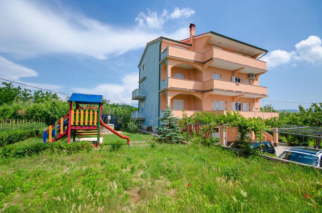 Apartments Rajka Lopar Esterno foto