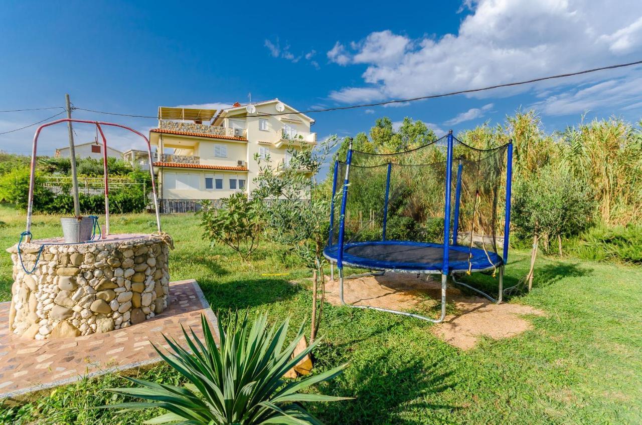Apartments Rajka Lopar Esterno foto